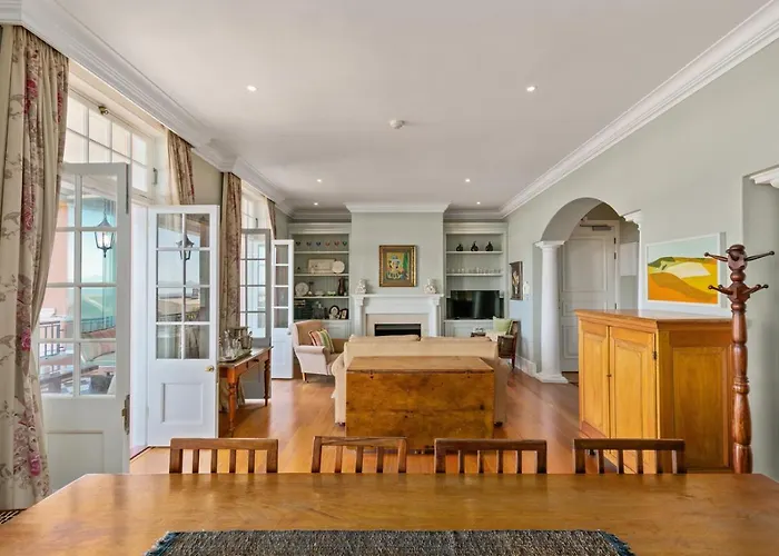 Majestic Ocean View Retreat