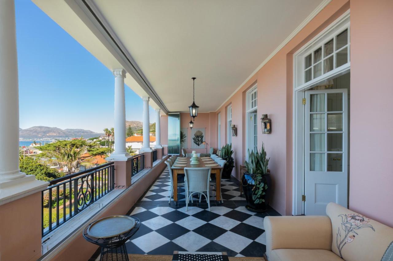 Majestic Ocean View Retreat Apartment Cape Town