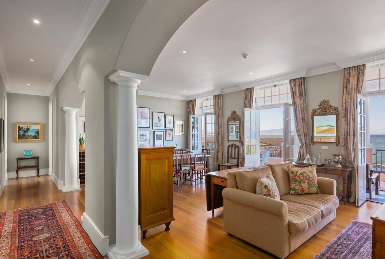 Majestic Ocean View Retreat Apartment *
