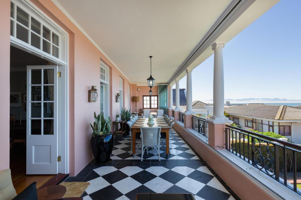 Majestic Ocean View Retreat * Kaapstad